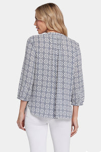 Pintuck Blouse Graphic Print | Early Bird | Blouse | NYDJ