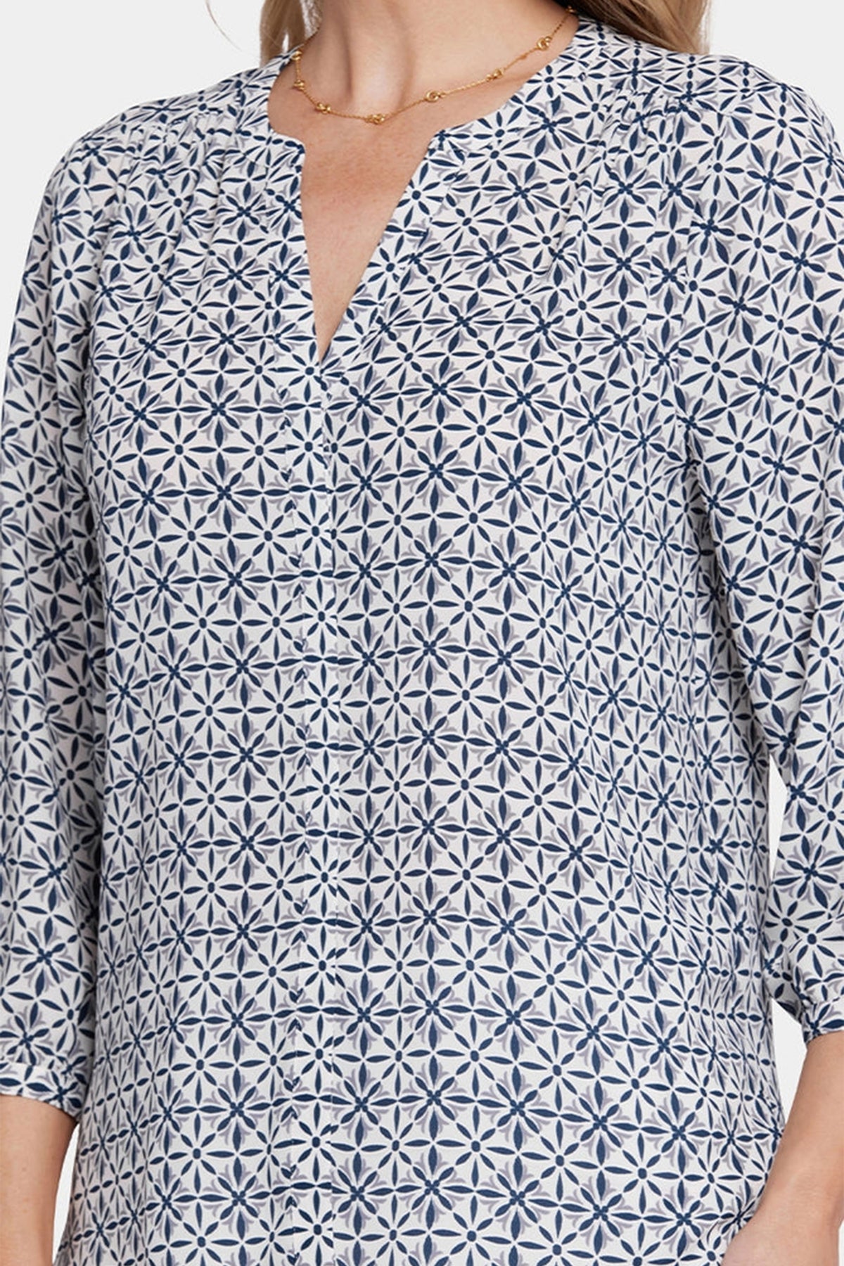 Pintuck Blouse Graphic Print | Early Bird | Blouse | NYDJ