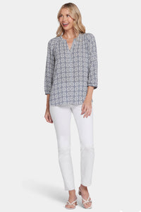 Pintuck Blouse Graphic Print | Early Bird | Blouse | NYDJ