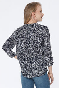 Pintuck Blouse Animal Print | Toro Cat | Blouse | NYDJ