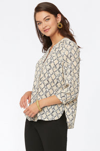 Pintuck Blouse Snake Print | Midland Snake | Blouse | NYDJ