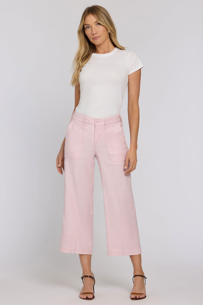 Wide Leg Cargo Capri Hosen aus Stretchleinen | Light Lilac
