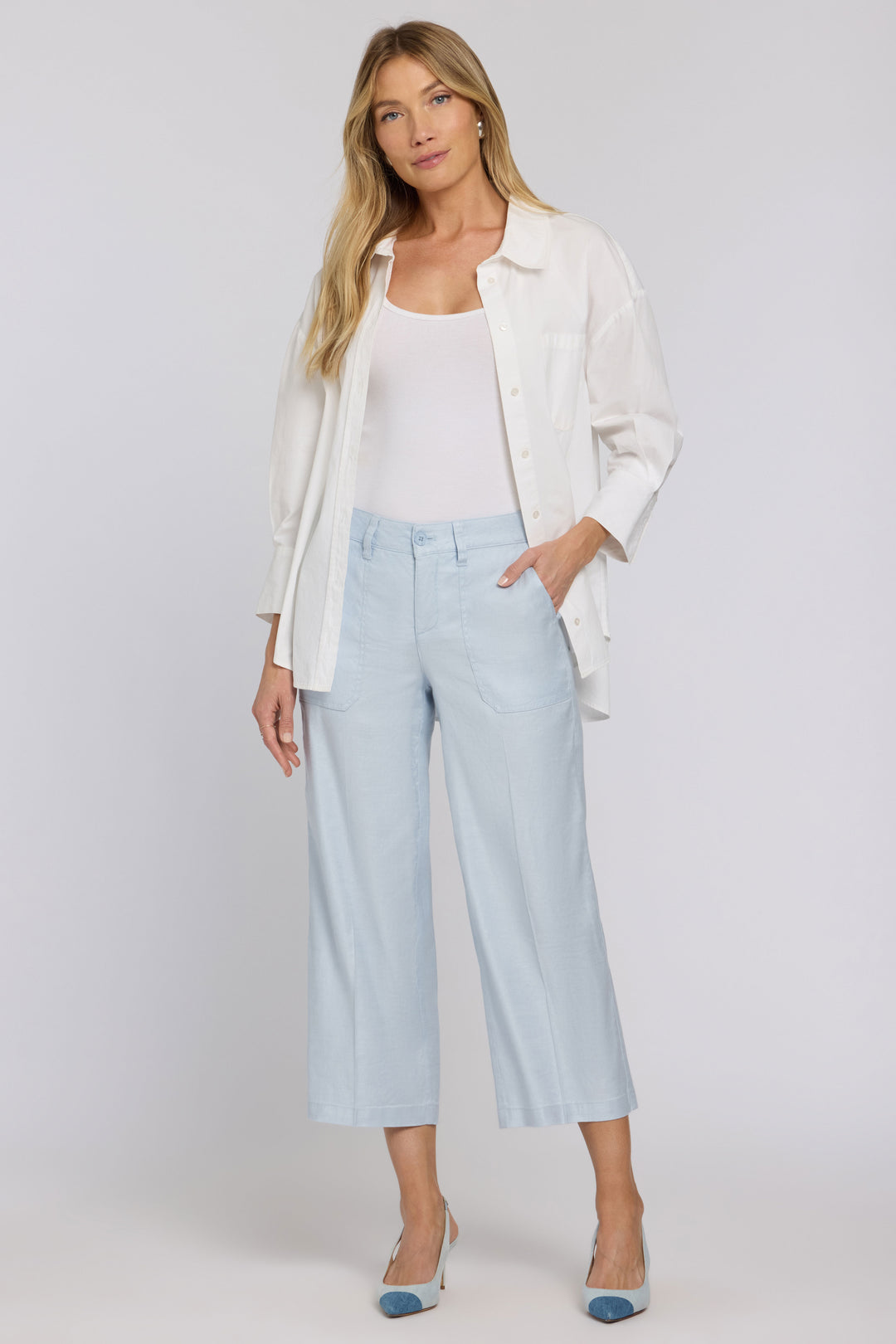 Wide Leg Cargo Capri Hosen aus Stretchleinen | Blue Clover