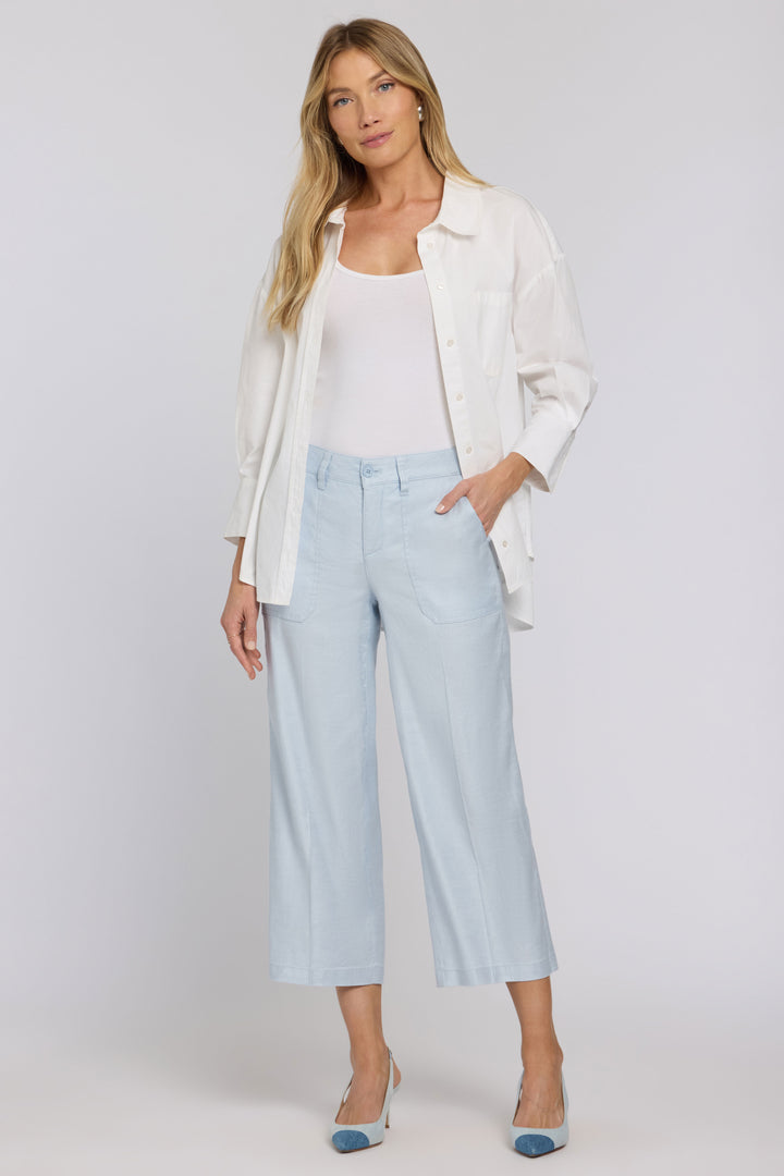 Wide Leg Cargo Capri Hosen aus Stretchleinen | Blue Clover