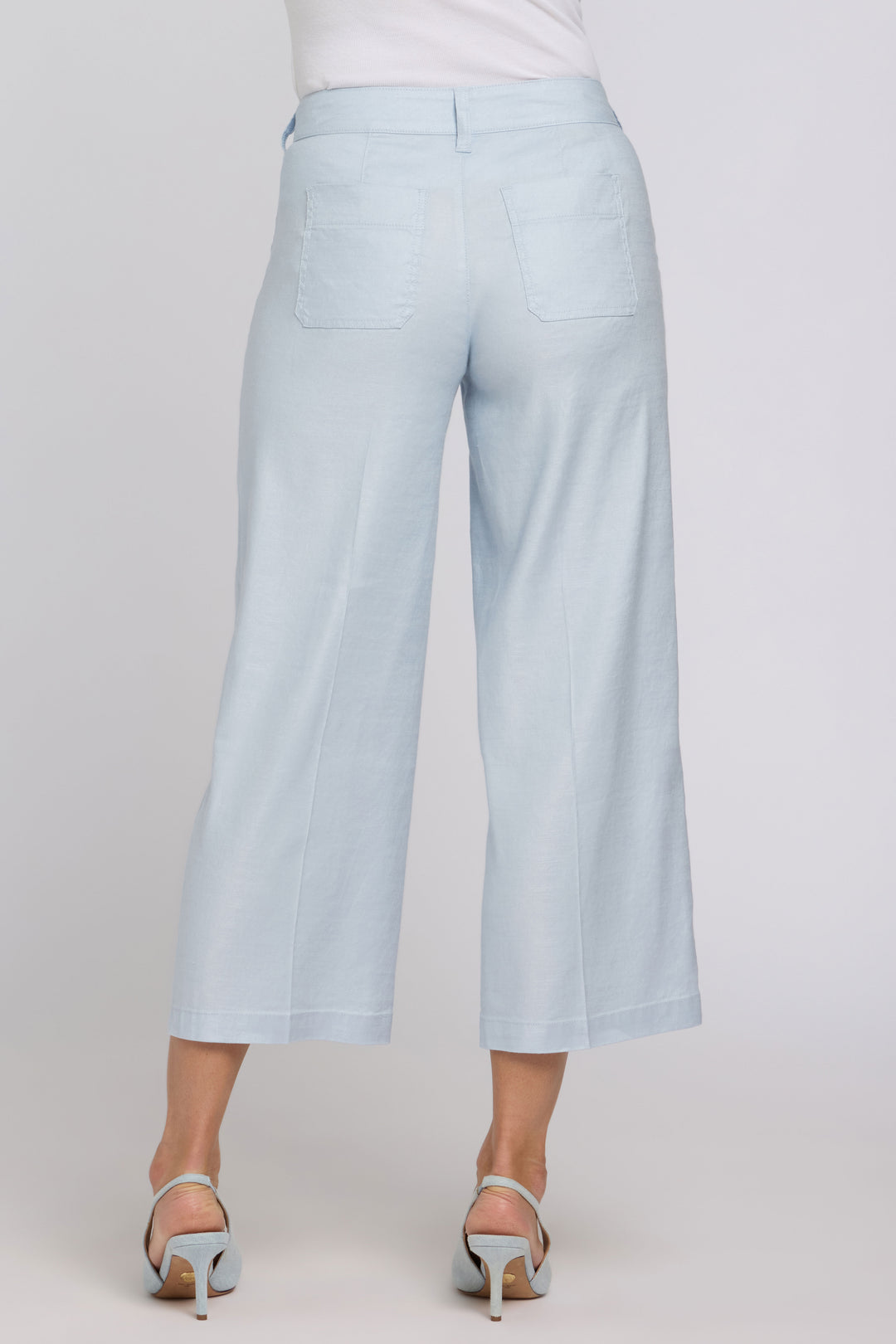 Wide Leg Cargo Capri Hosen aus Stretchleinen | Blue Clover