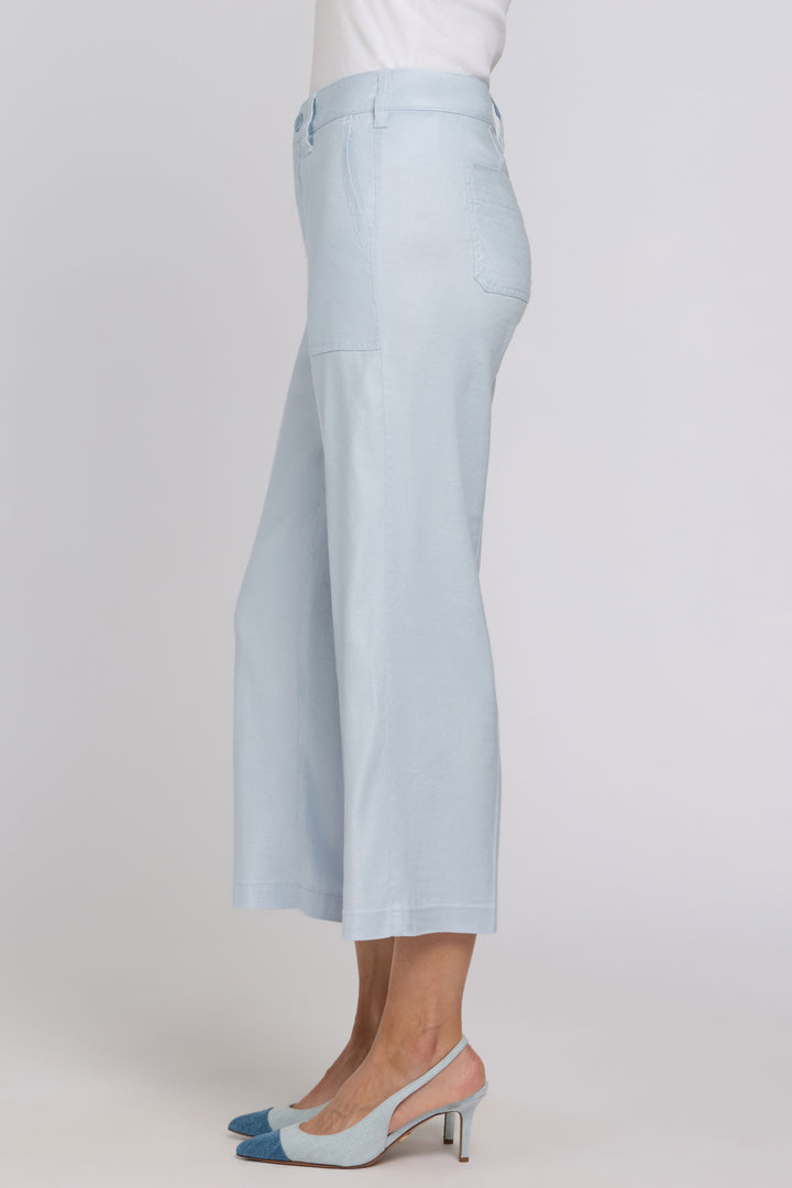 Wide Leg Cargo Capri Hosen aus Stretchleinen | Blue Clover