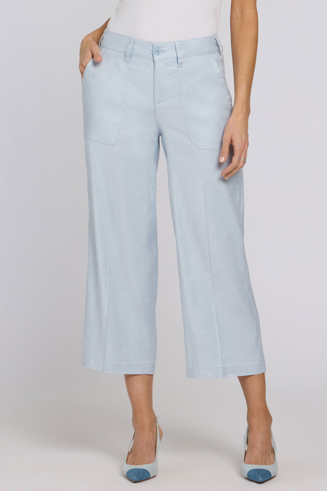 Wide Leg Cargo Capri Hosen aus Stretchleinen | Blue Clover