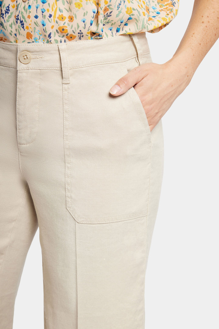 Wide Leg Cargo Capri Hosen aus Stretchleinen | Feather