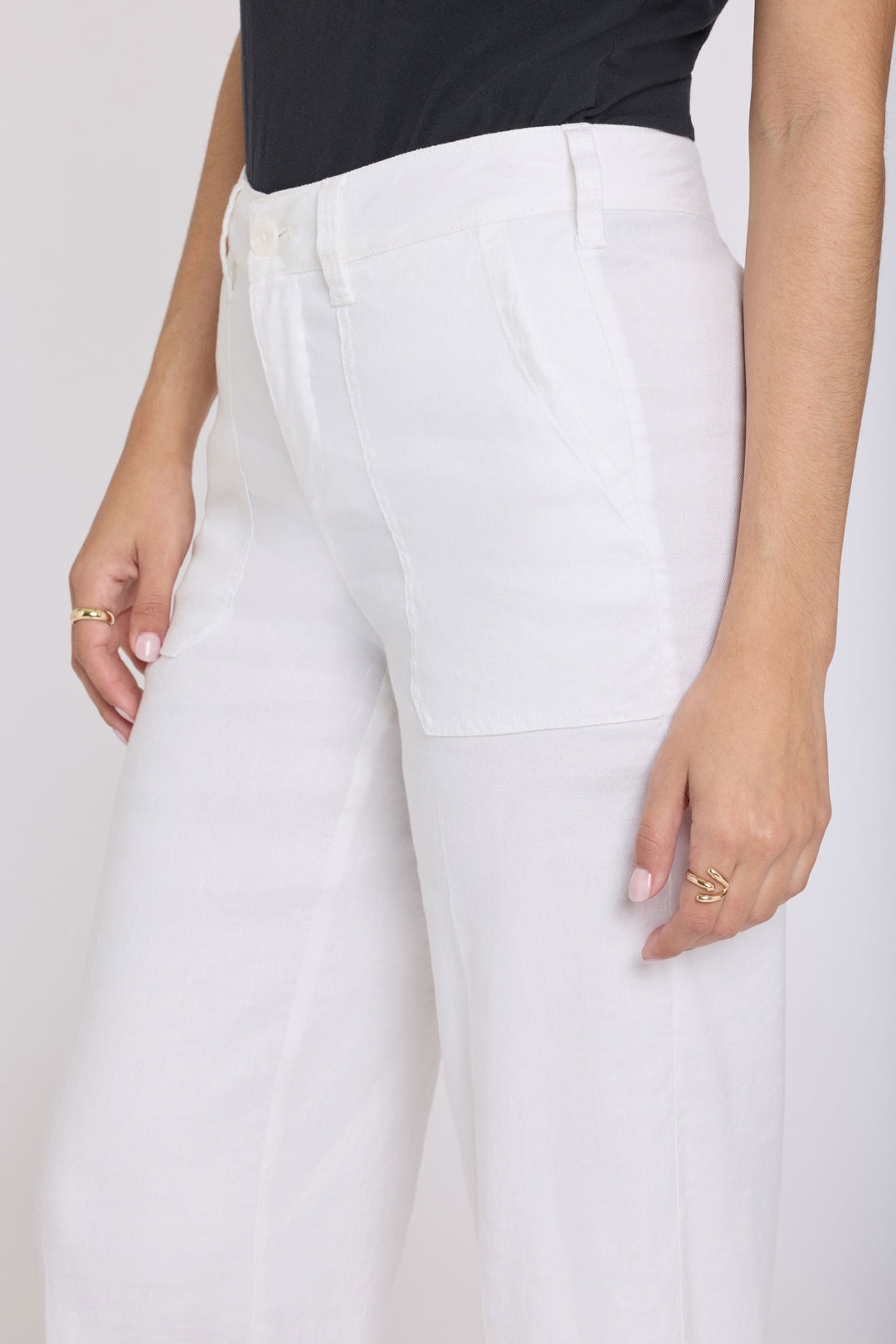 Wide Leg Cargo Capri Hosen aus Stretchleinen | Optic White