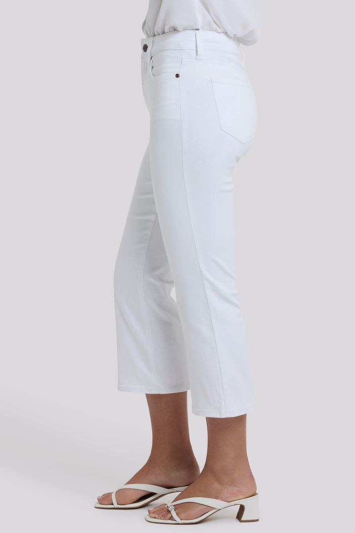 Monica Kick Flare Crop Jeans mit High Rise | Optic White