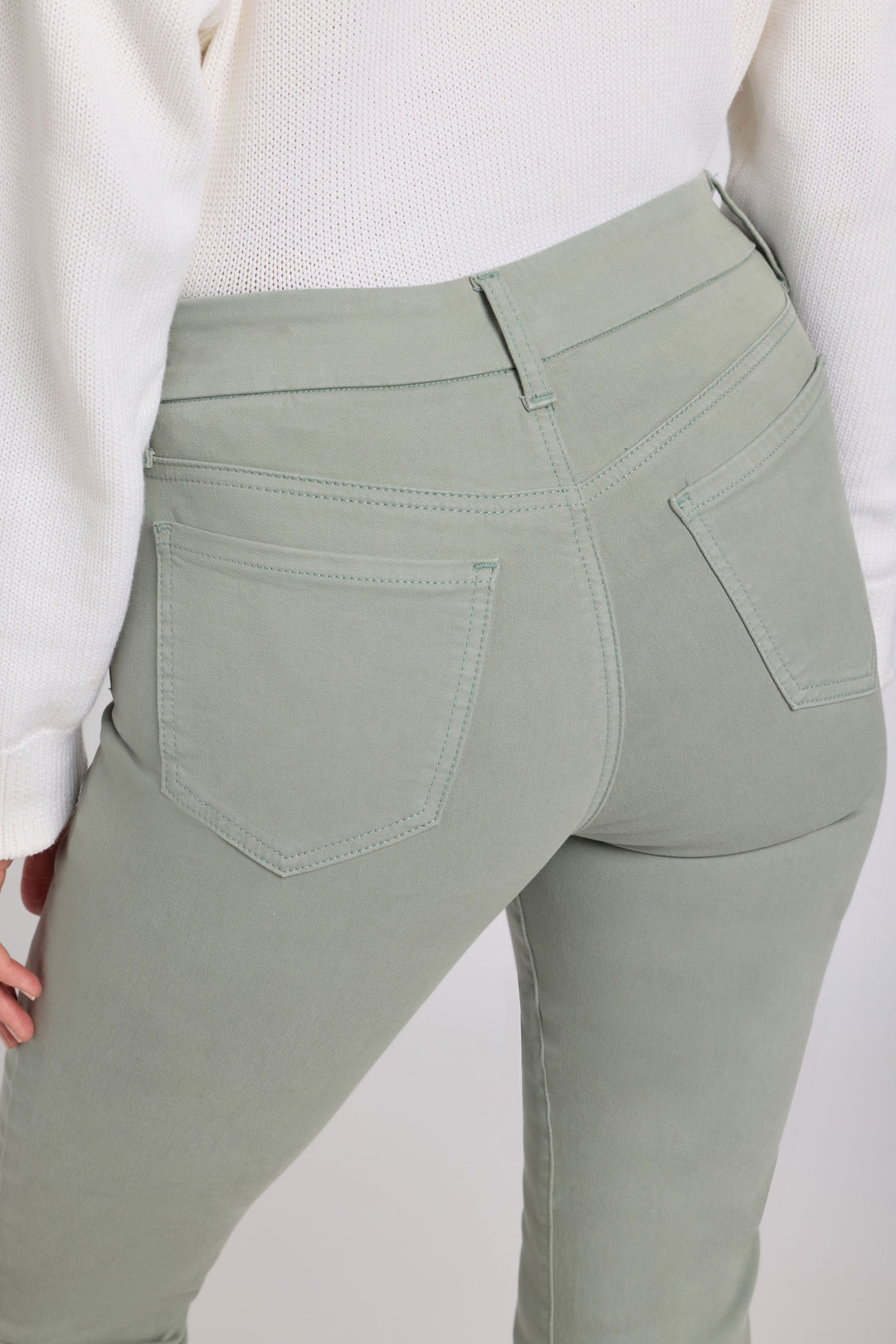 Waist-Match™ Marilyn Straight Jeans | Mistletoe | Pants | NYDJ