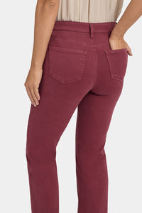 Marilyn Straight | True Burgundy