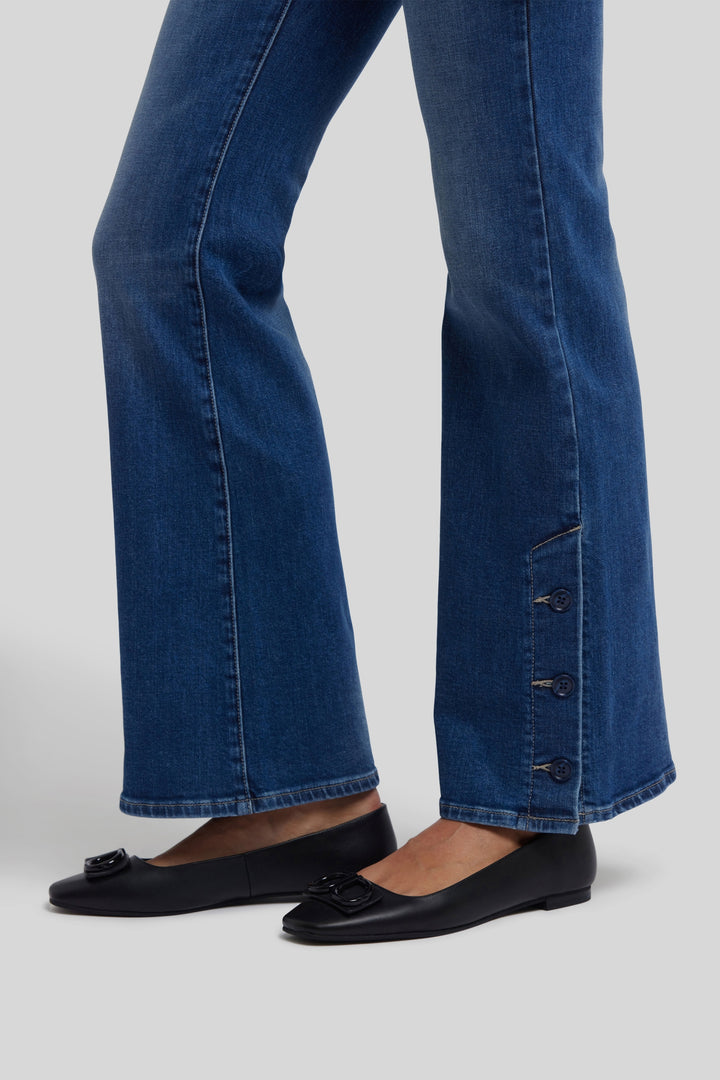 Ava Flared Jeans | Lake Notre-Dame | Denim | NYDJ