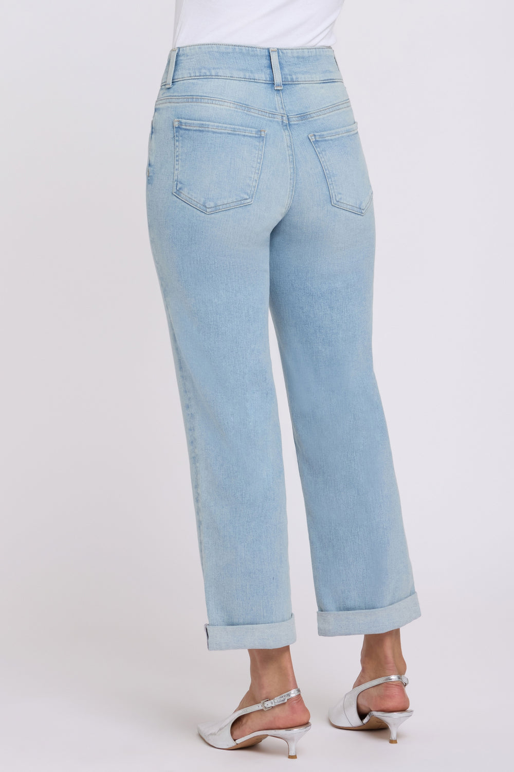 Bailey Relaxed Straight Crop Jeans In Re-New Denim With High Rise | Keys View | Denim | NYDJ