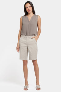 Bermuda Shorts In Stretch Twill | Feather | Shorts | NYDJ
