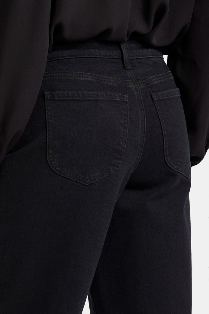 Jemma Barrel Jeans Black Premium Denim | Night Tides - NYDJ