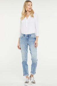 Margot Girlfriend Jeans Light Blue Premium Denim | Quinta | Denim | NYDJ