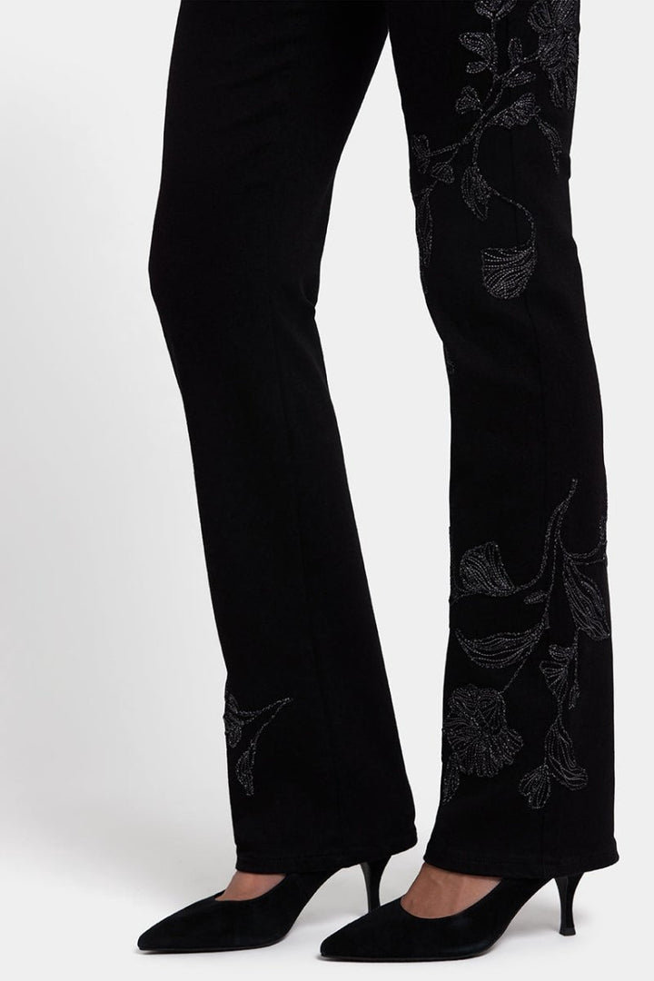 Marilyn Straight Jeans | Black Rinse | Denim | NYDJ