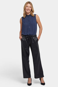 Relaxed DS Wide Leg Pant | Black | Pants | NYDJ